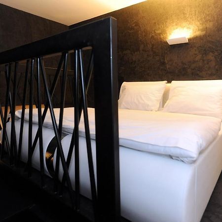 B&B Beo-River Sajmiste Dış mekan fotoğraf